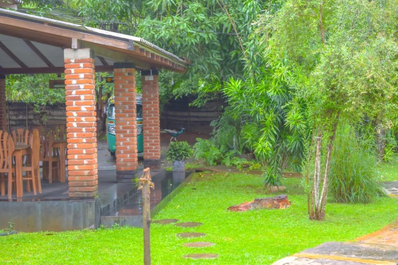 Green Cottage Anurâdhapura Extérieur photo