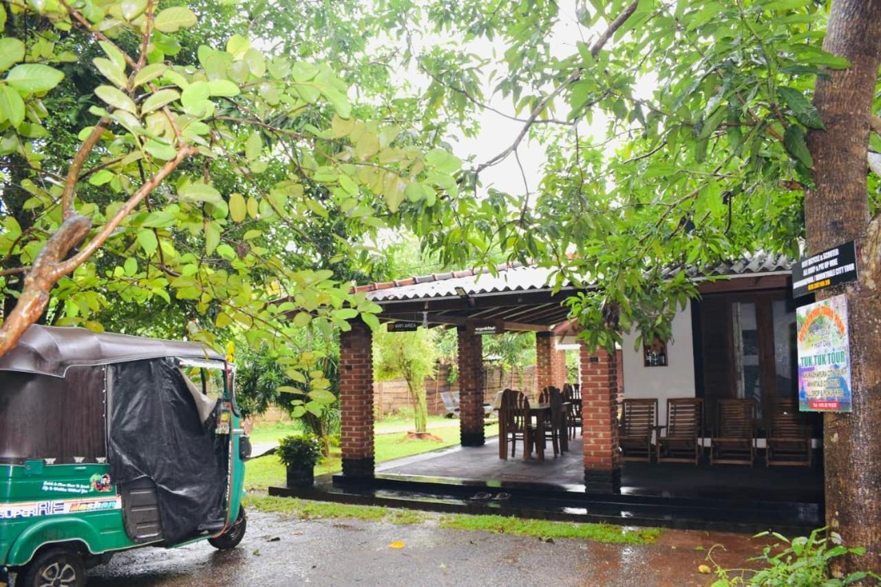 Green Cottage Anurâdhapura Extérieur photo