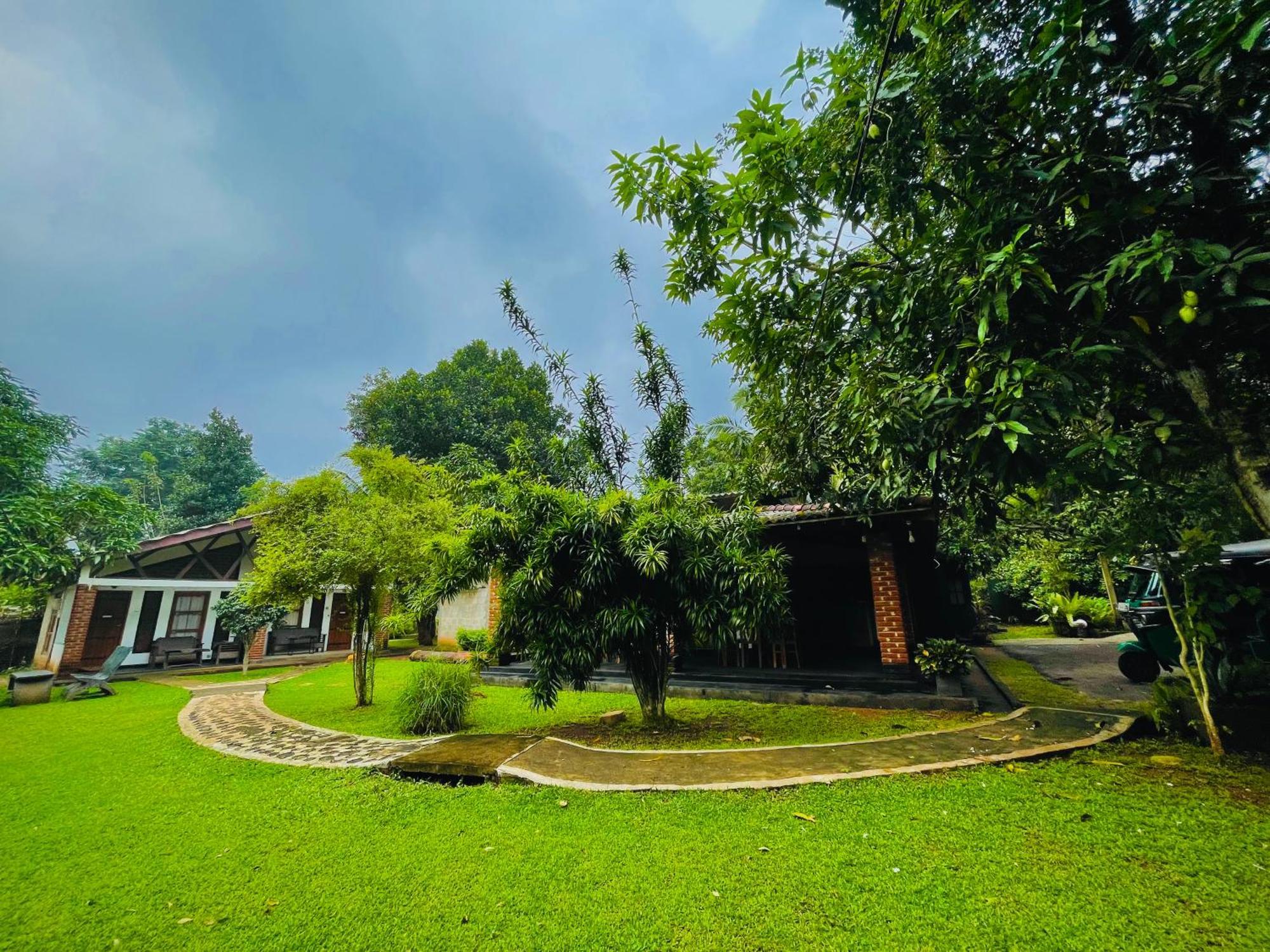 Green Cottage Anurâdhapura Extérieur photo